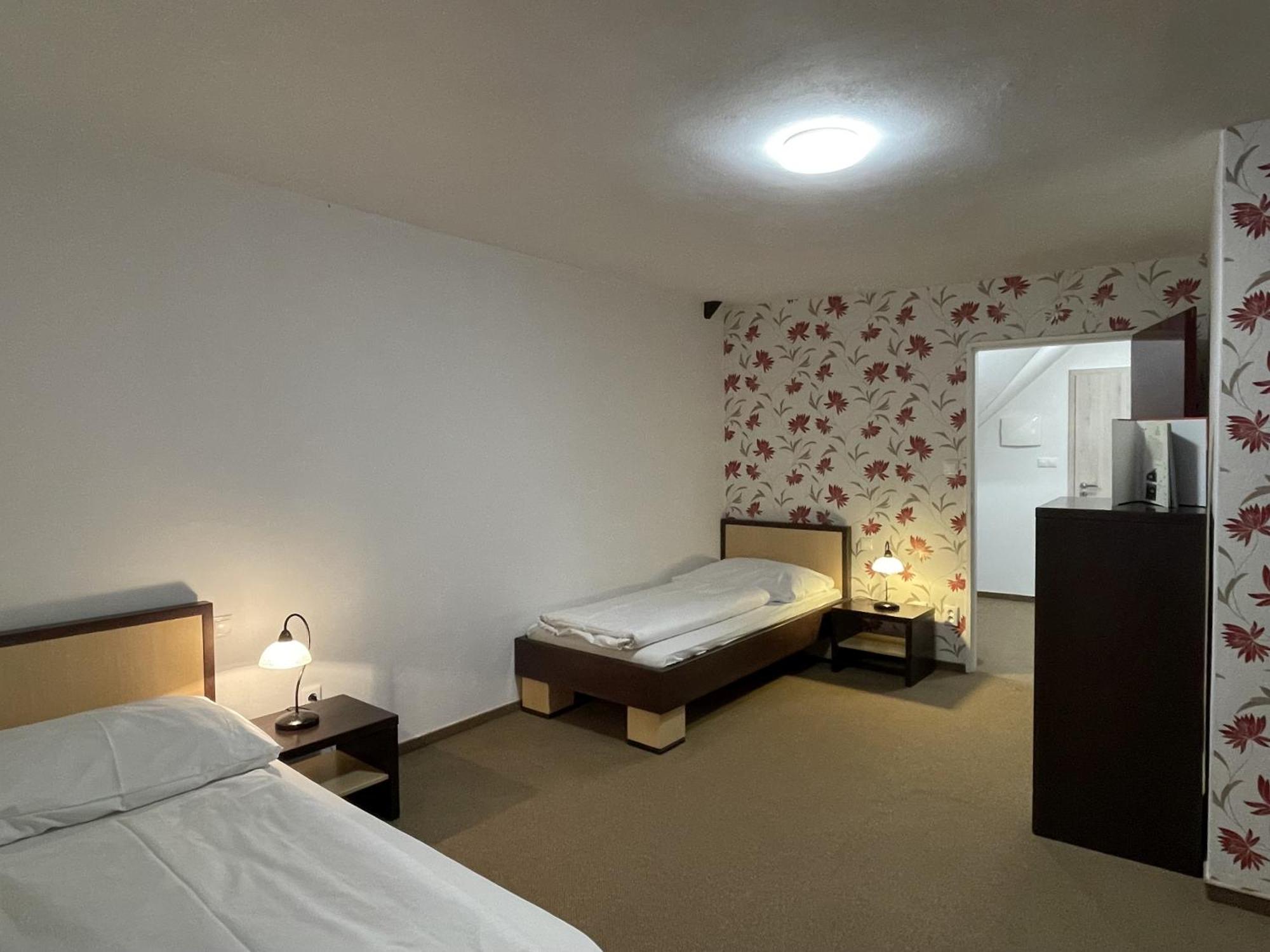 Wellness Hotel Svachovka Mírkovice Buitenkant foto