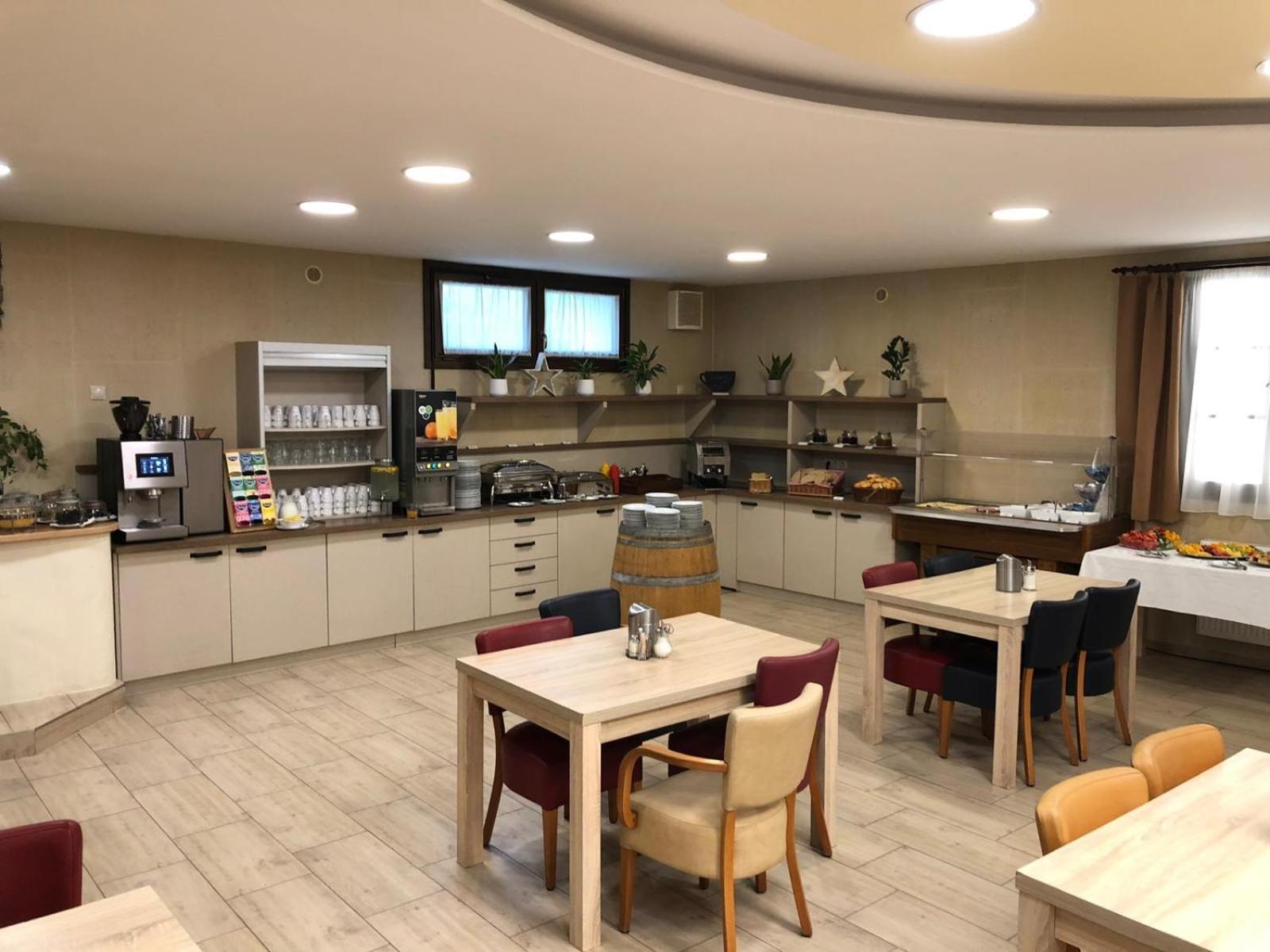 Wellness Hotel Svachovka Mírkovice Buitenkant foto