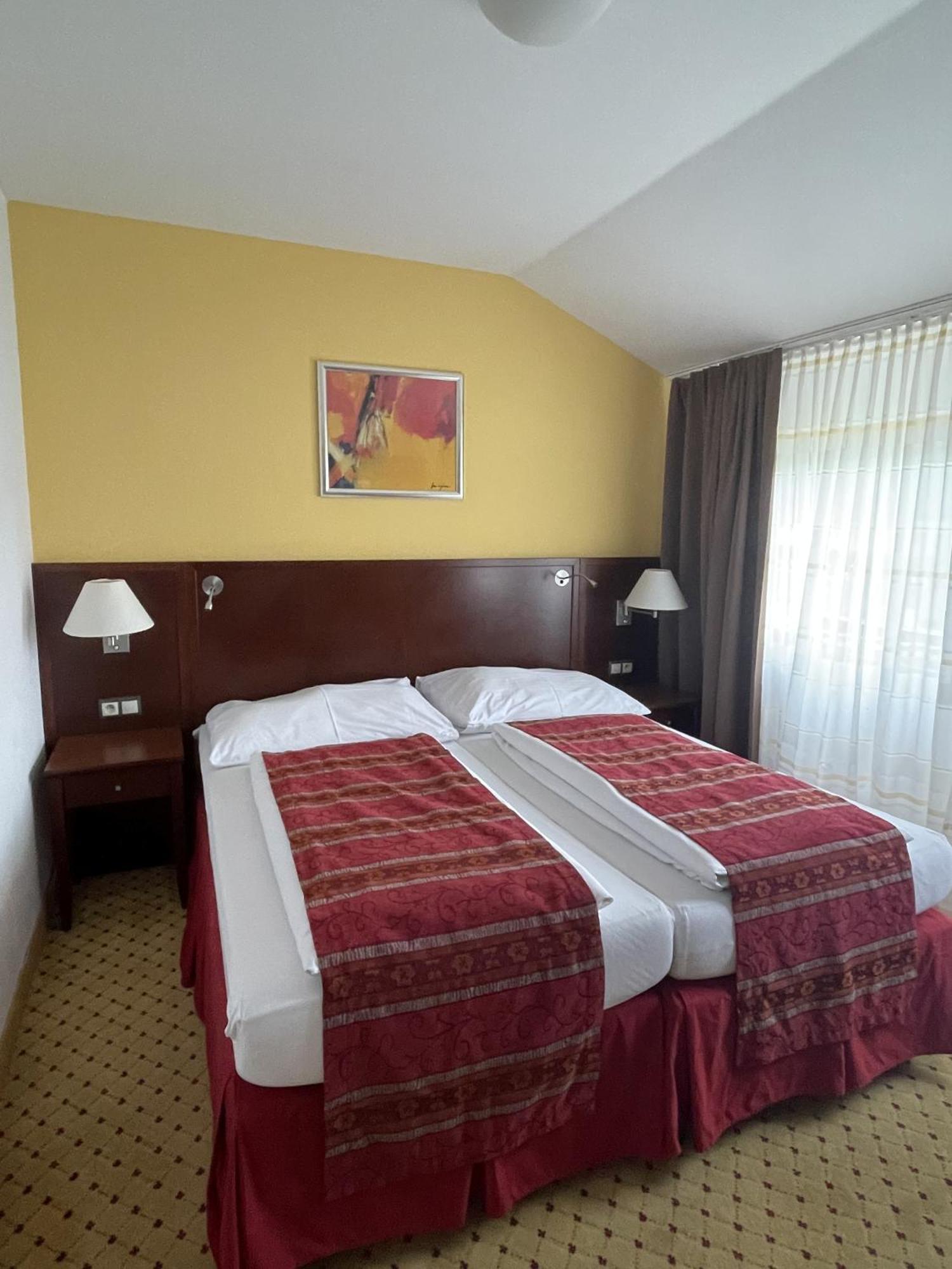 Wellness Hotel Svachovka Mírkovice Buitenkant foto