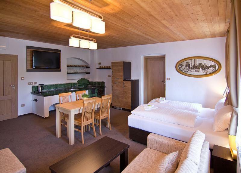 Wellness Hotel Svachovka Mírkovice Buitenkant foto